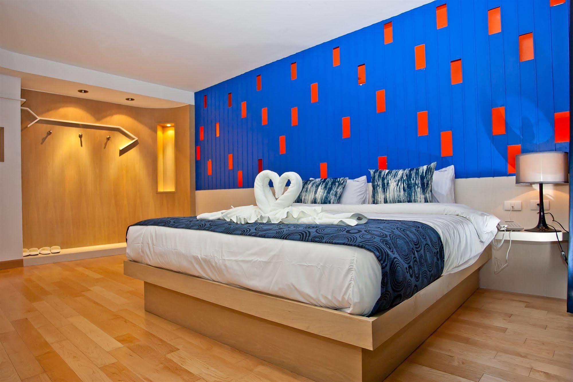 Sea Cono Boutique Hotel Phuket Eksteriør billede